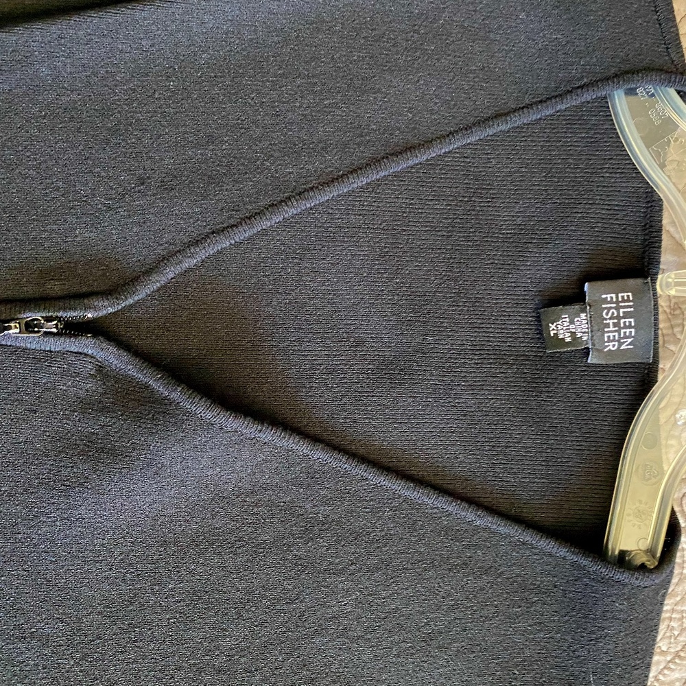 Eileen Fisher size XL Black zip up knit jacket